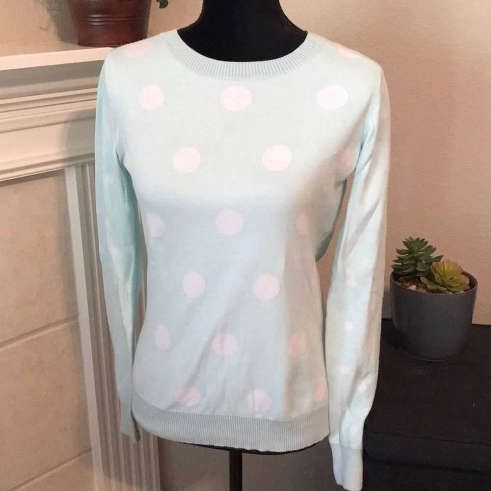 🌻SALE 5/$50 or 10/$75🌻 Express Sweater